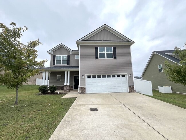 Photo - Huge home in Spring Hill!