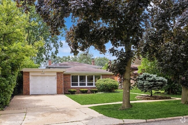 Building Photo - 1782 Richfield Ave Rental