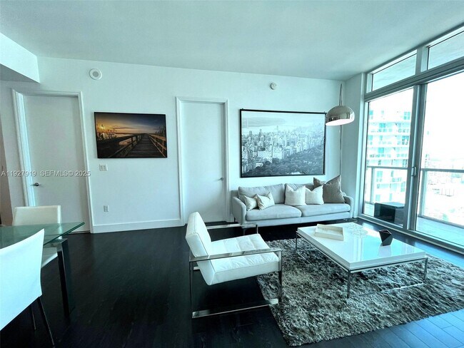 Photo - 55 SE 6th St Unit 4103