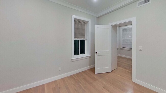 39 Englewood Ave Unit 4