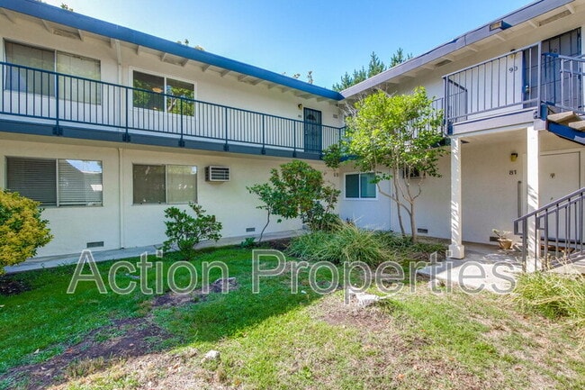 Photo - 14225 Lora Dr