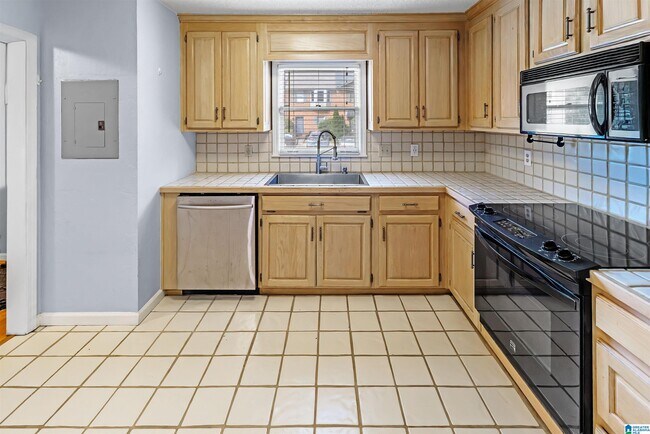 Photo - 3416 Wisterwood Ln