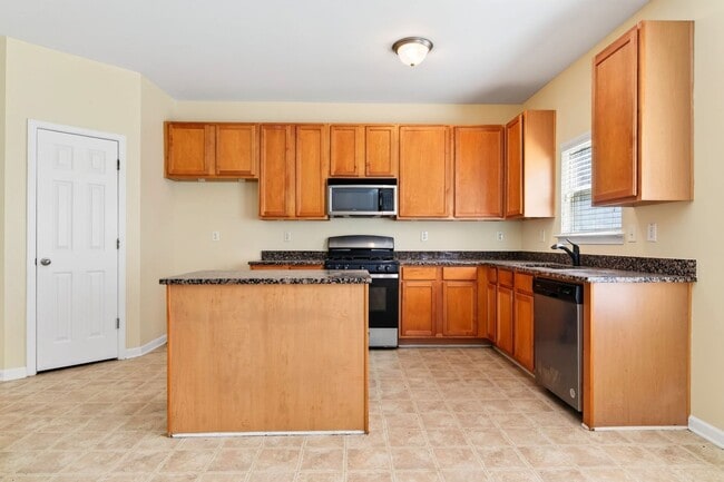 4969 Locherby Dr