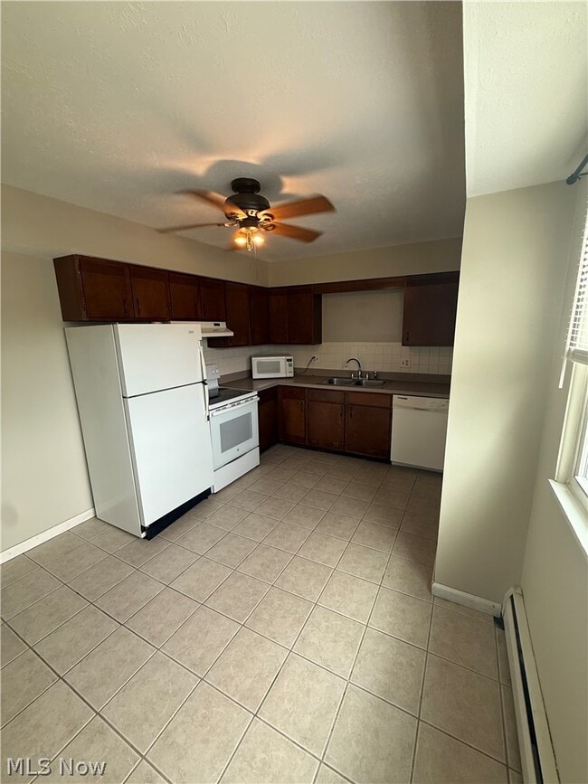 Photo - 2520 Flintridge Dr Unit 6
