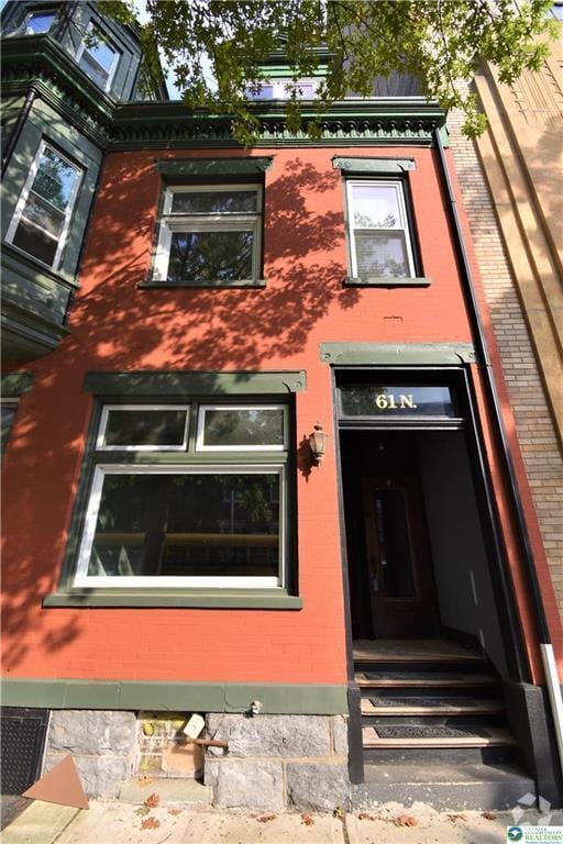 Building Photo - 61 N 4th St Rental