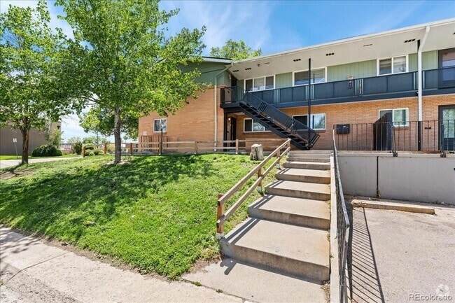 Building Photo - 6700 Wadsworth Blvd Rental
