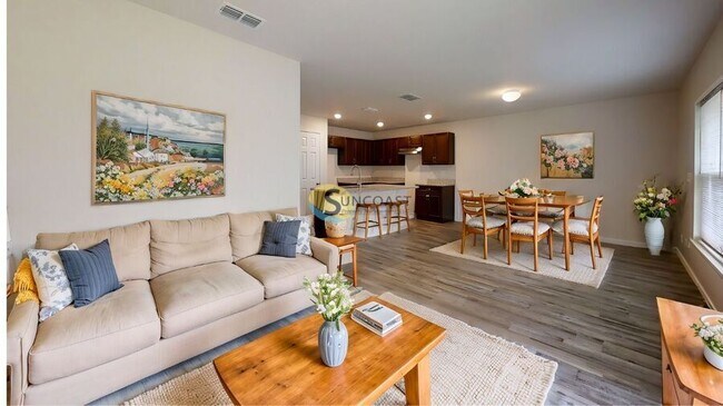 Photo - 13 Serene Pl Unidad B