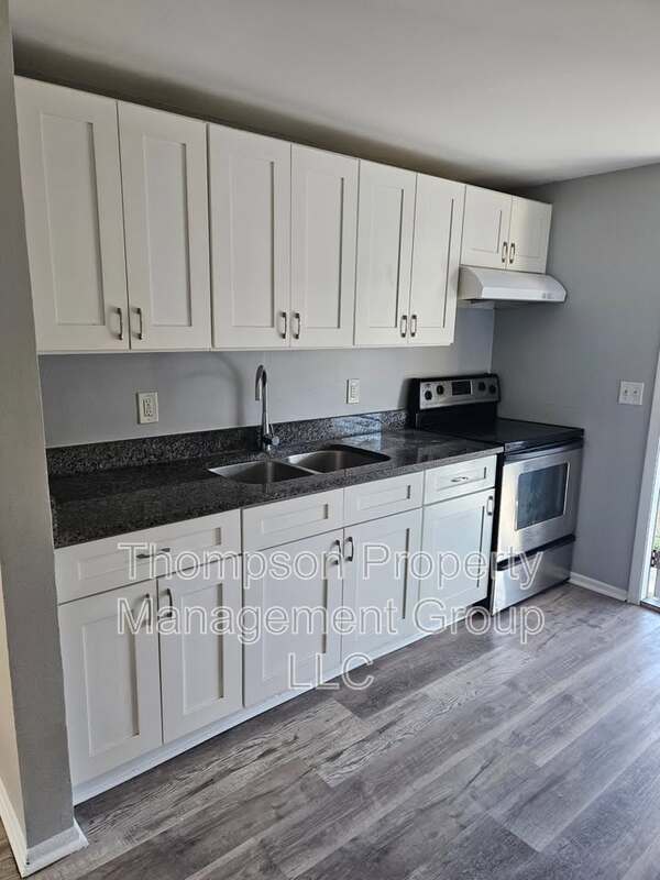 Photo - 9413 Grandfield Rd