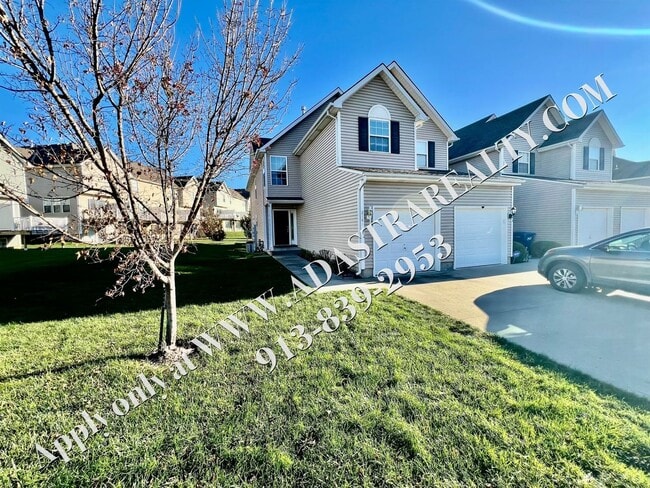Photo - 2141 SW Rambling Vine Rd