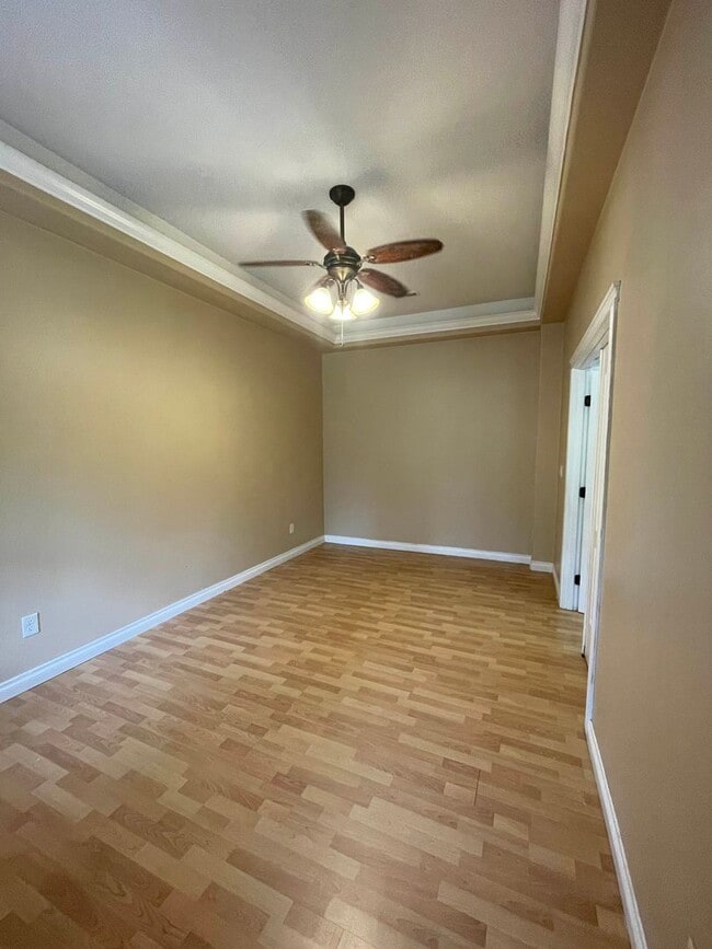Photo - Beautiful 3 Bedroom Single Family Home With 2 Car Garage!
