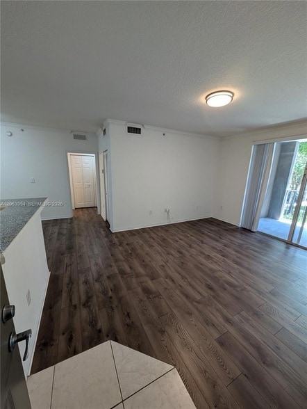 Photo - 6831 SW 44th St Unit 203