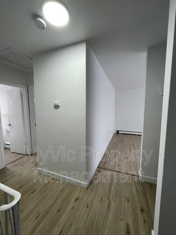 Photo - 11218-11124 124 St Unit One Bed