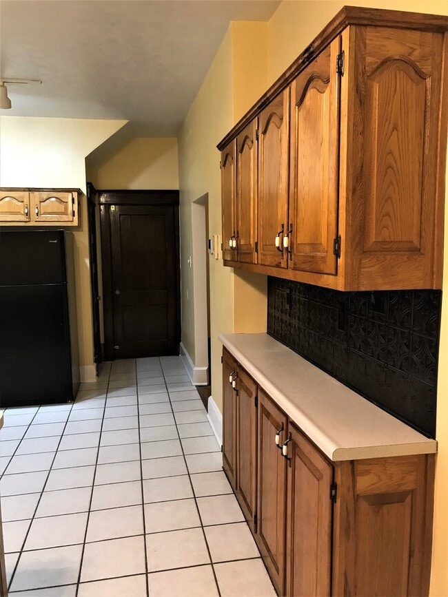 Photo - 120 Ninth St Unit Apt B