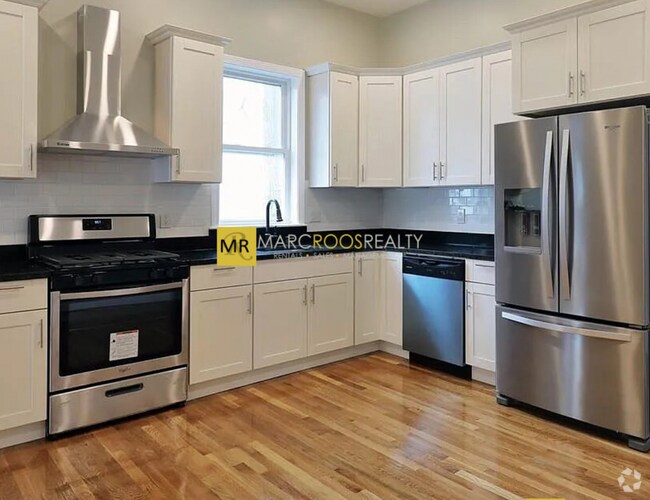 Building Photo - 163 Ferry St Unit 2 Rental