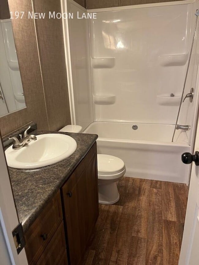 Photo - 197 New Moon Ln