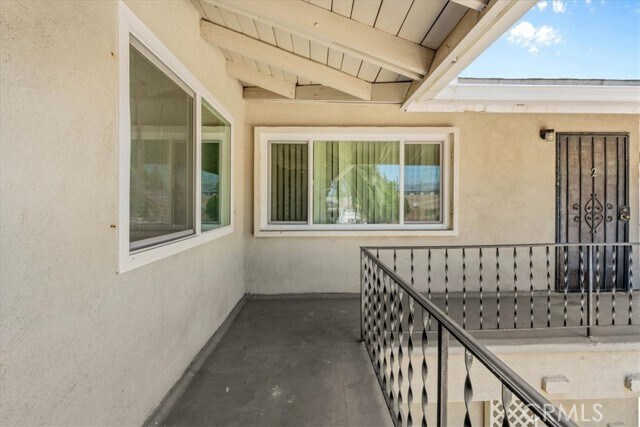 Photo - 5351 Maitland St