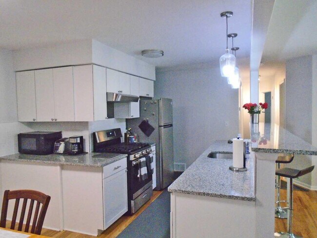 616 Leona Dr