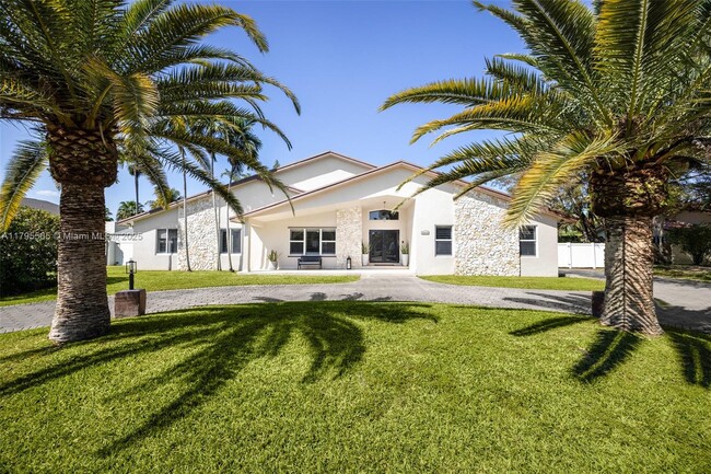 Photo - 10401 SW 139th St Casa