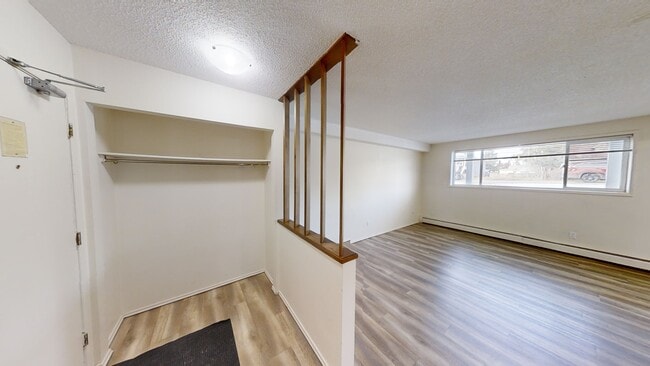 Photo - 9807-9108 108 Ave Unit 105