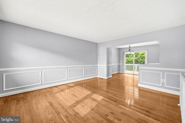 12806 Kerrydale Rd