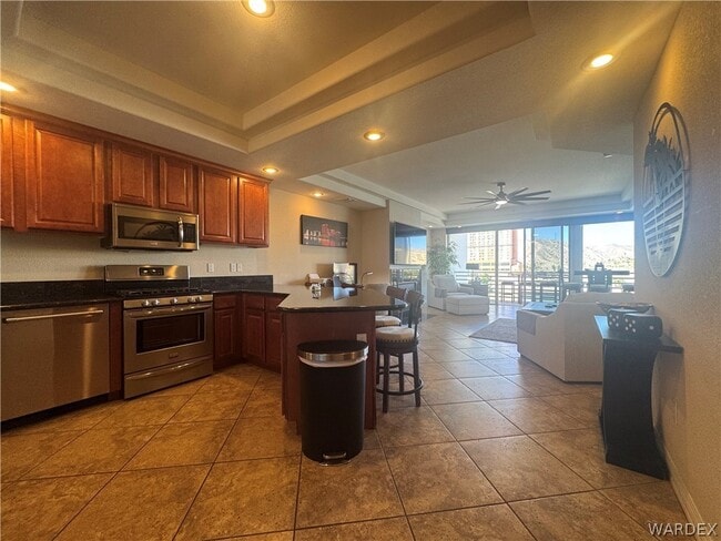 Building Photo - 211 Moser Ave Unit 302