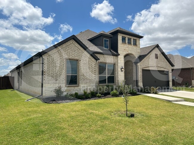 Photo - 533 Oleander Dr