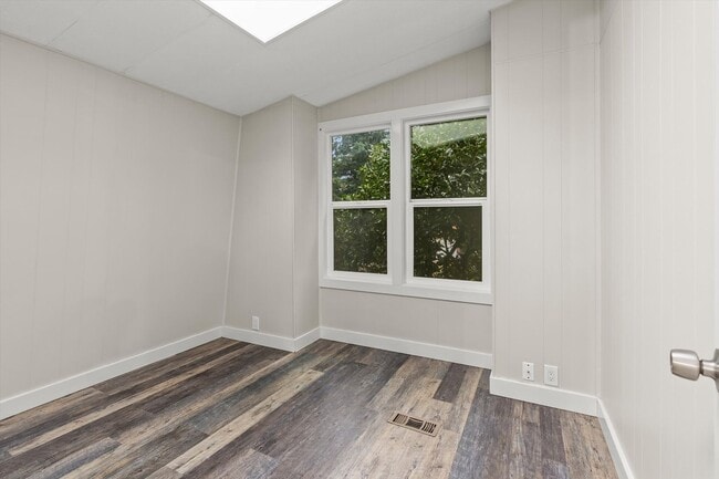 Photo - Updated 3 bed Bonney Lake home on dead end street