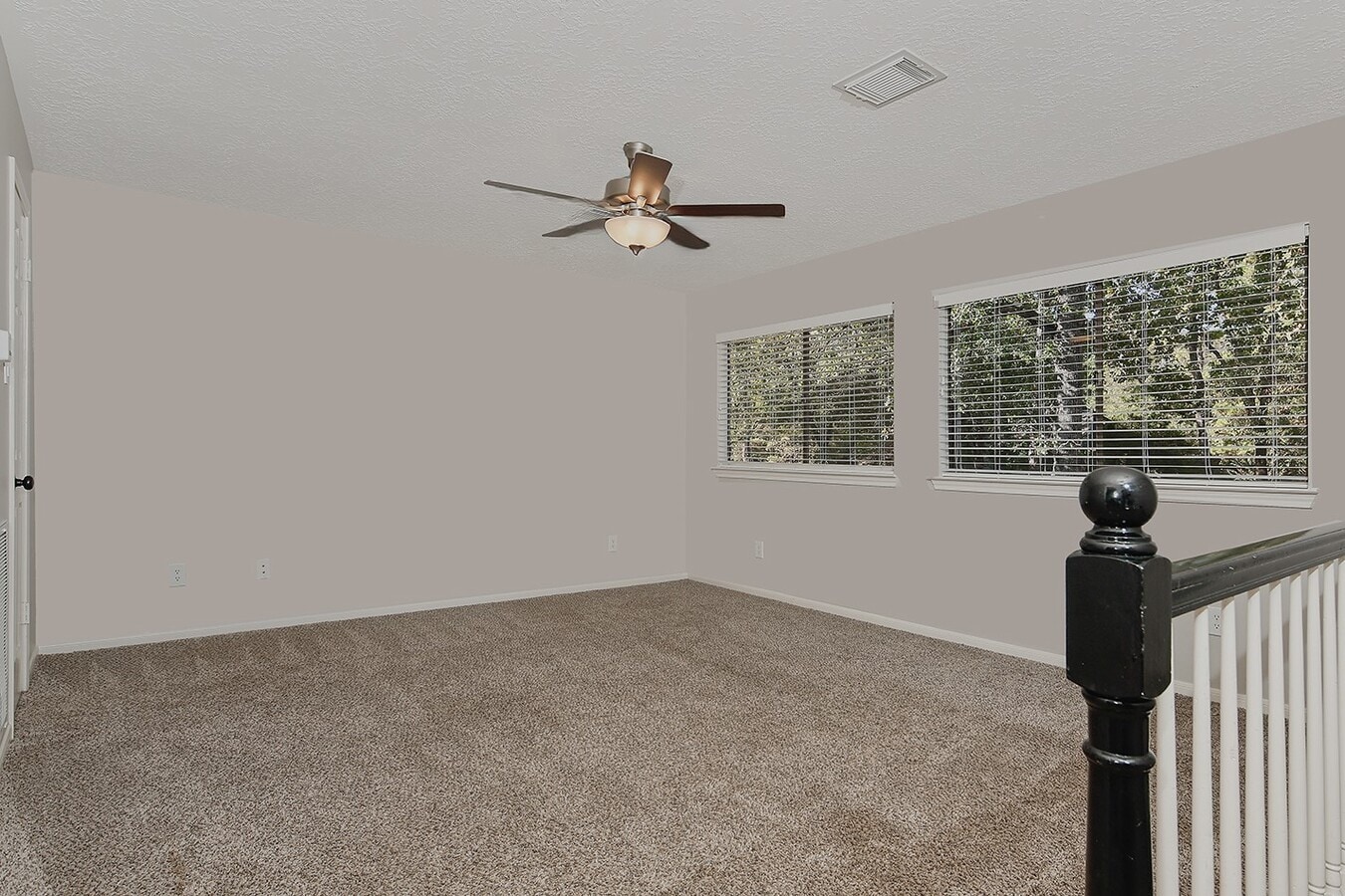 Photo - 31 N Duskwood Pl