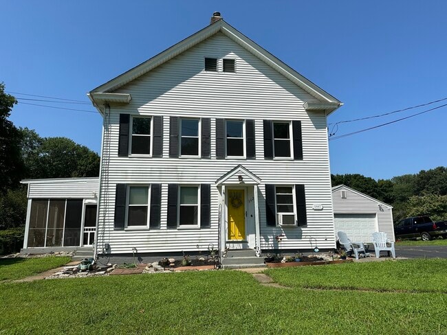 Building Photo - 362 Vernon St Unit 2 Rental