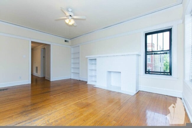 Building Photo - 2516 N Kedzie Blvd Unit 2518-2E