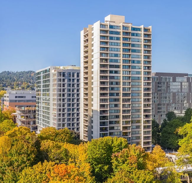 Building Photo - 1-Bedroom Condo on 14th floor of Harrison West - Corner Unit!