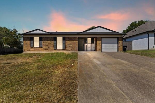 Photo - 1449 Eastside Dr