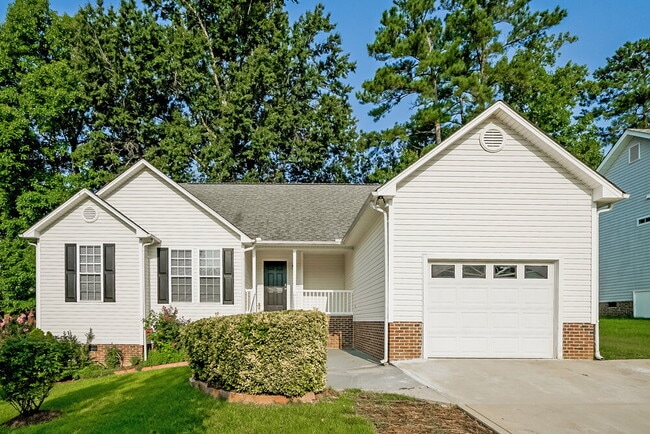 Building Photo - 203 Zircon Ln