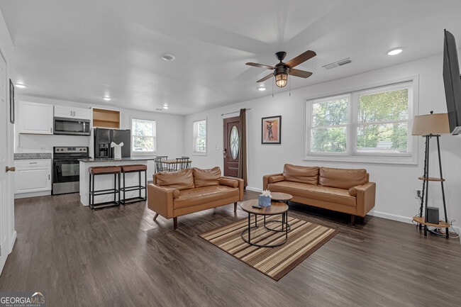 Photo - 2533 Godfrey Dr NW