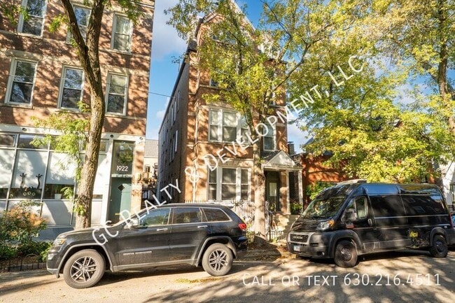 Building Photo - 1924 N Honore St Unit 3F