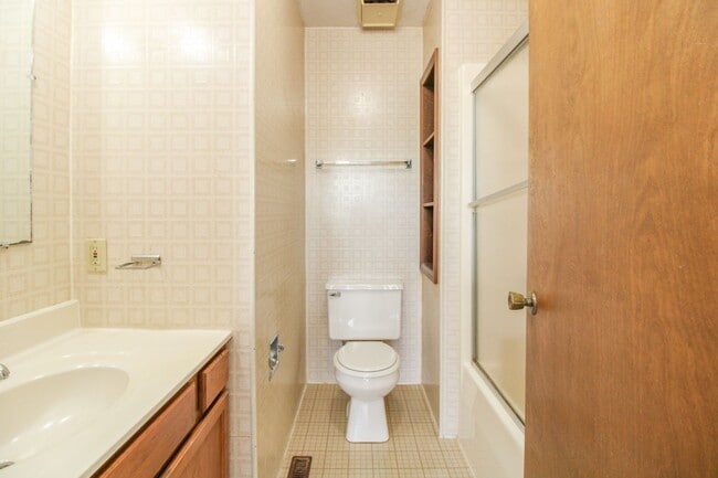 Photo - 1812 Sunrise Dr Unit B