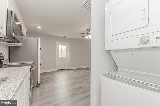 Photo - 322 N Mildred St Unit 100