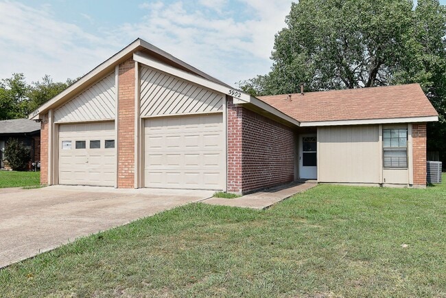 Building Photo - PEPERPORT.3902-3904 Unit 3902 Rental