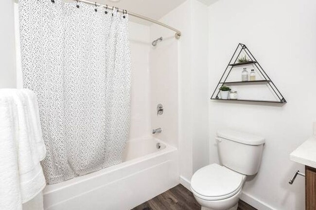 Photo - The Hawthorne Apts