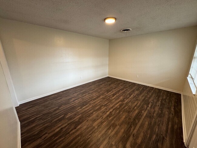 Photo - 1302 S 23rd St