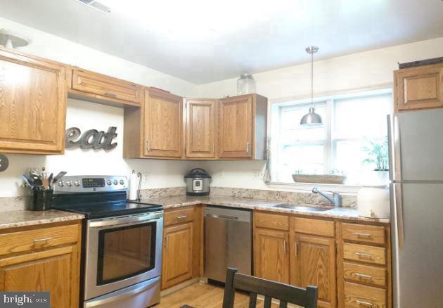 Photo - 6676 Hillandale Rd