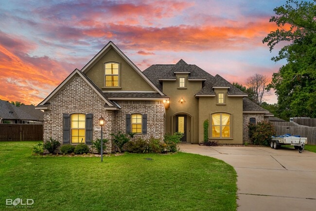 Building Photo - 4 BEDROOM 3 BATH DOGWOOD Rental