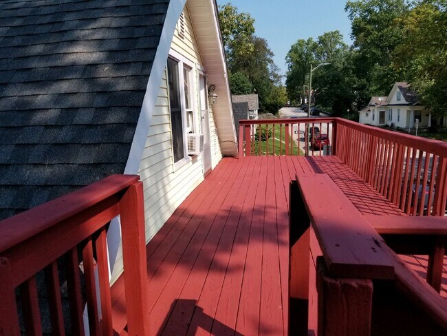 Photo - 615 N Lincoln St Unit 3