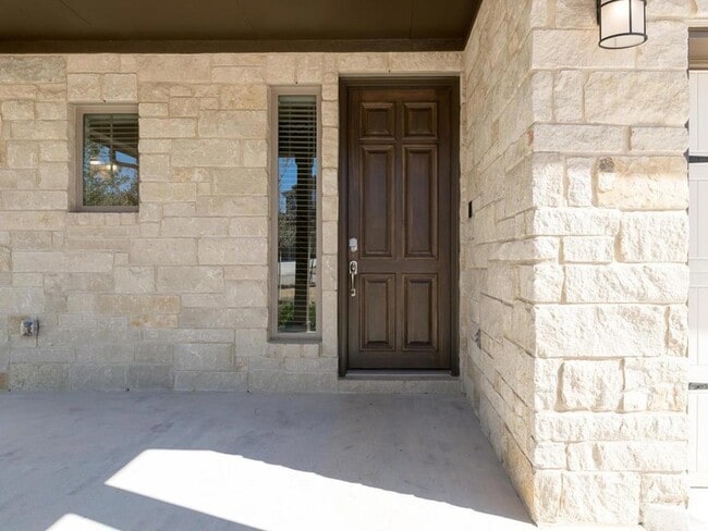 Photo - 2300 Ringstaff Rd