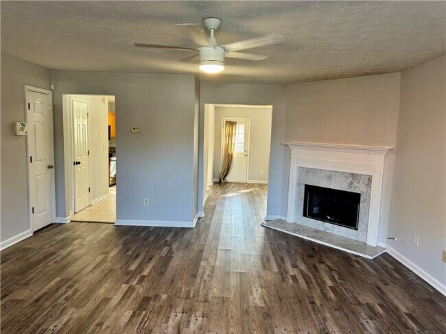 Photo - 5663 Windfall Ln