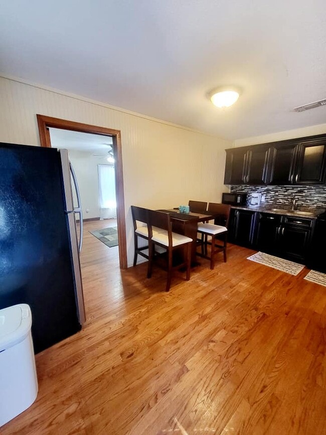Photo - 1546 Locust St Unit A