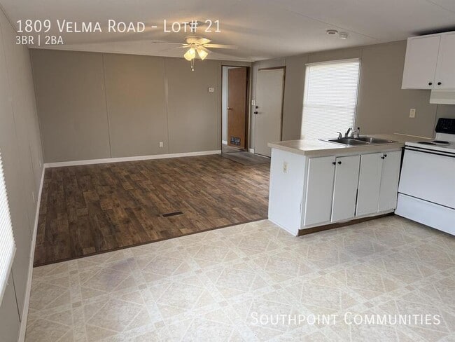 Photo - 1809 Velma Rd