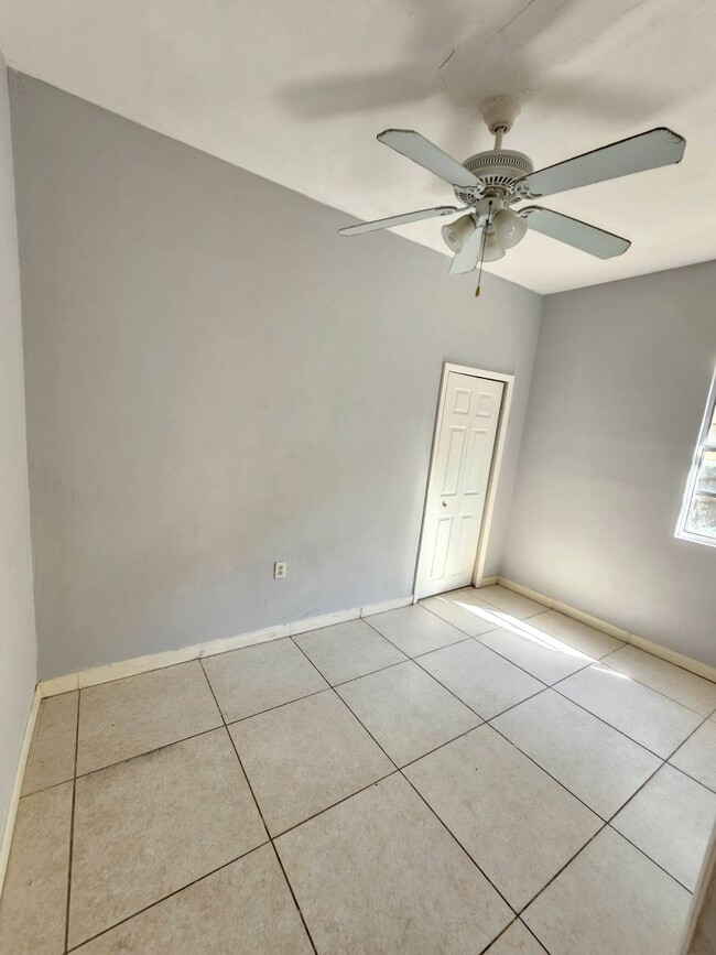 Photo - 1036 SW 2nd St