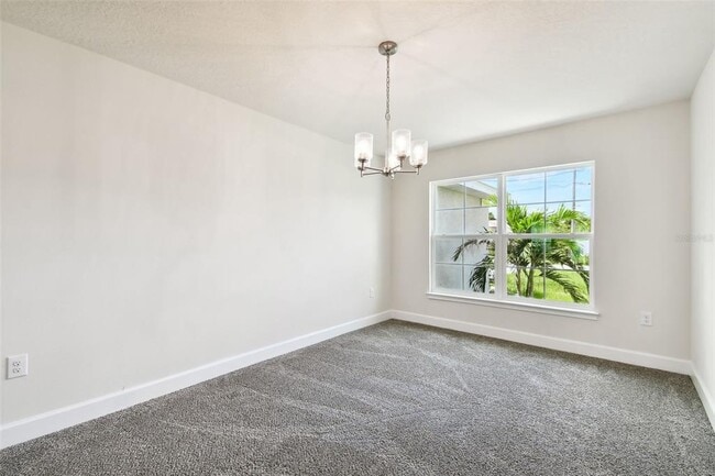 Photo - 360 Cimarron Ct