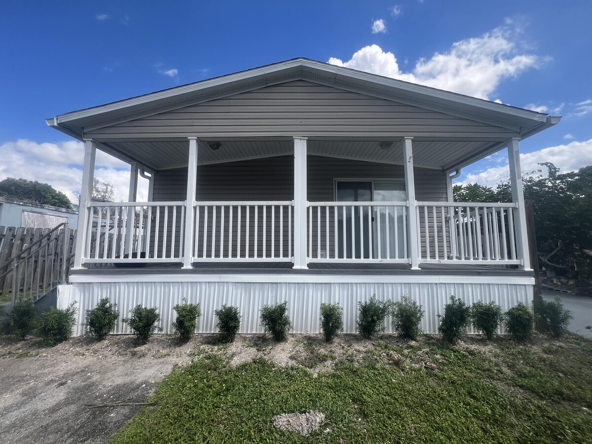 Photo - 10717 N Branch Rd